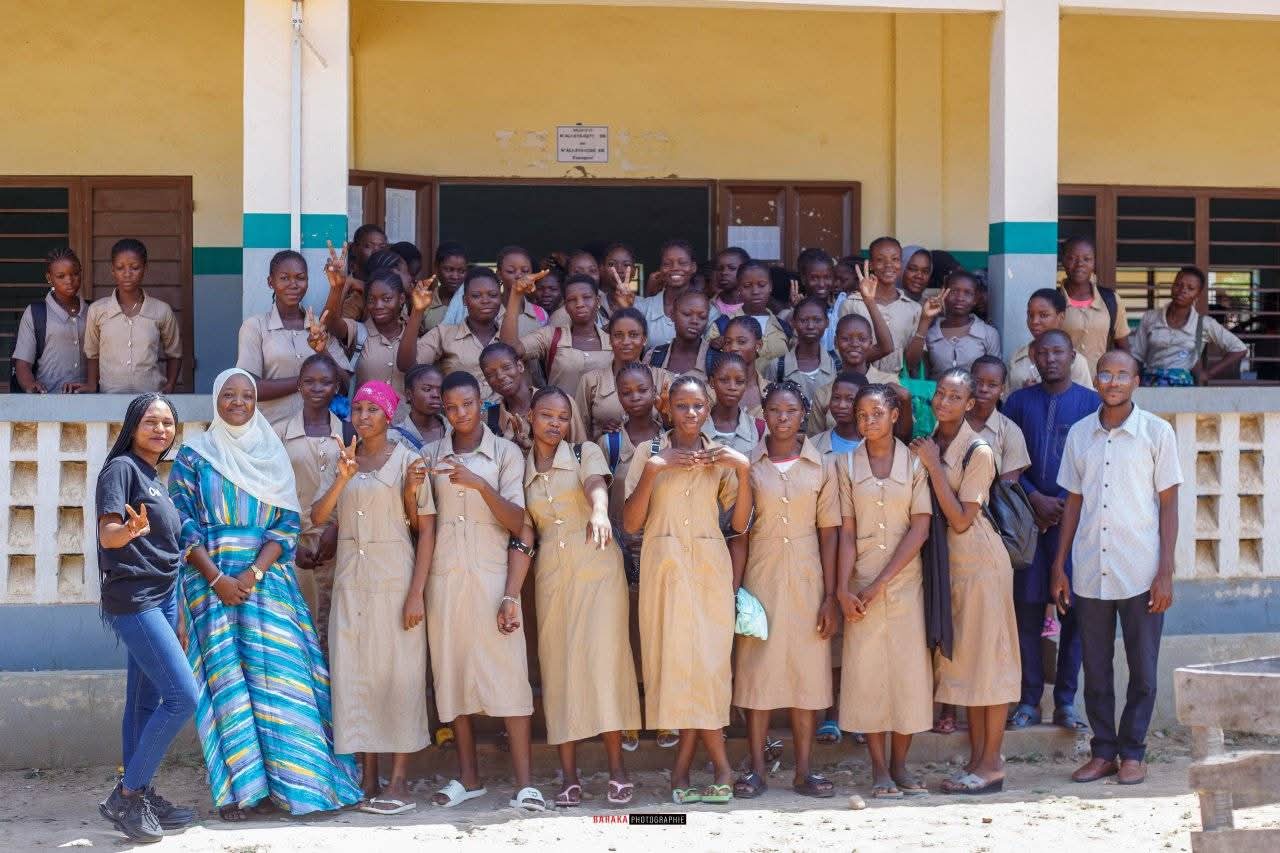 Projet KidsVai : Éveil des Filles aux STIM (avec WOMENVAI)